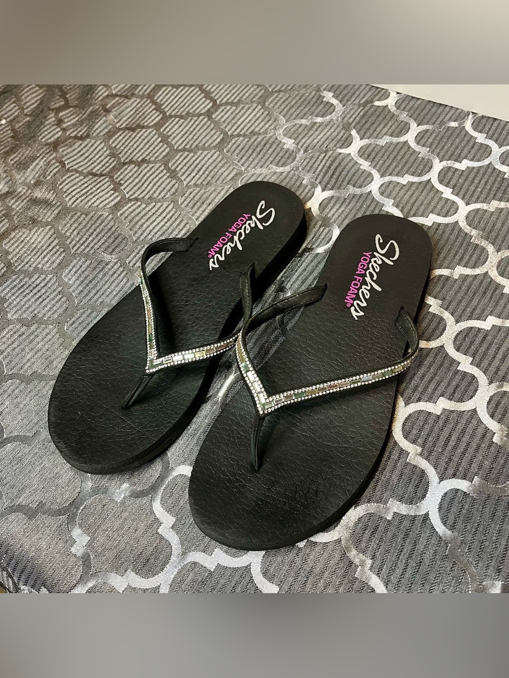 Skechers Yoga Foam Gemstone Sandals Size 10